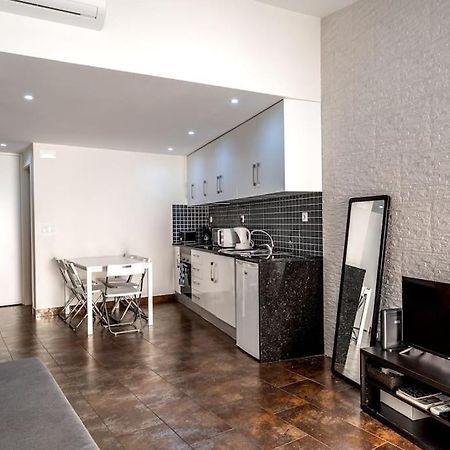 Cozy Ground Floor Studio With Ac And Loft Bedroom Lisbona Esterno foto